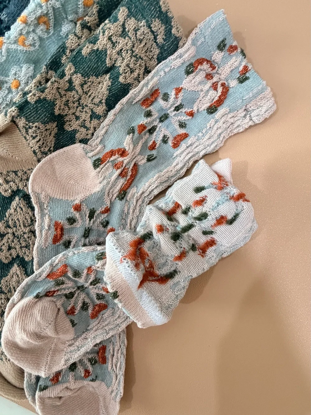5 pairs Embroidered Floral Crew Socks - Light Blue & Beige - Unbranded